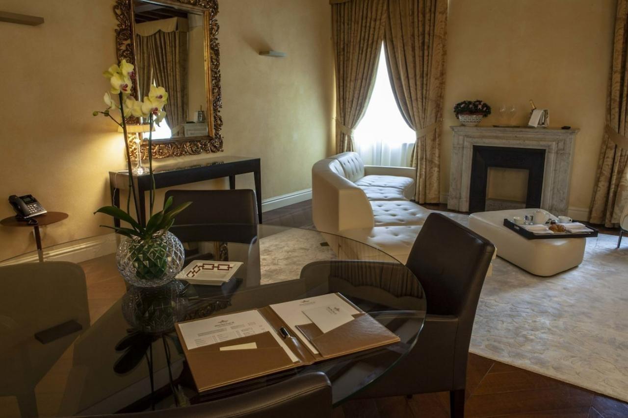 Hotel Rua Frati 48 In San Francesco Modena Luaran gambar