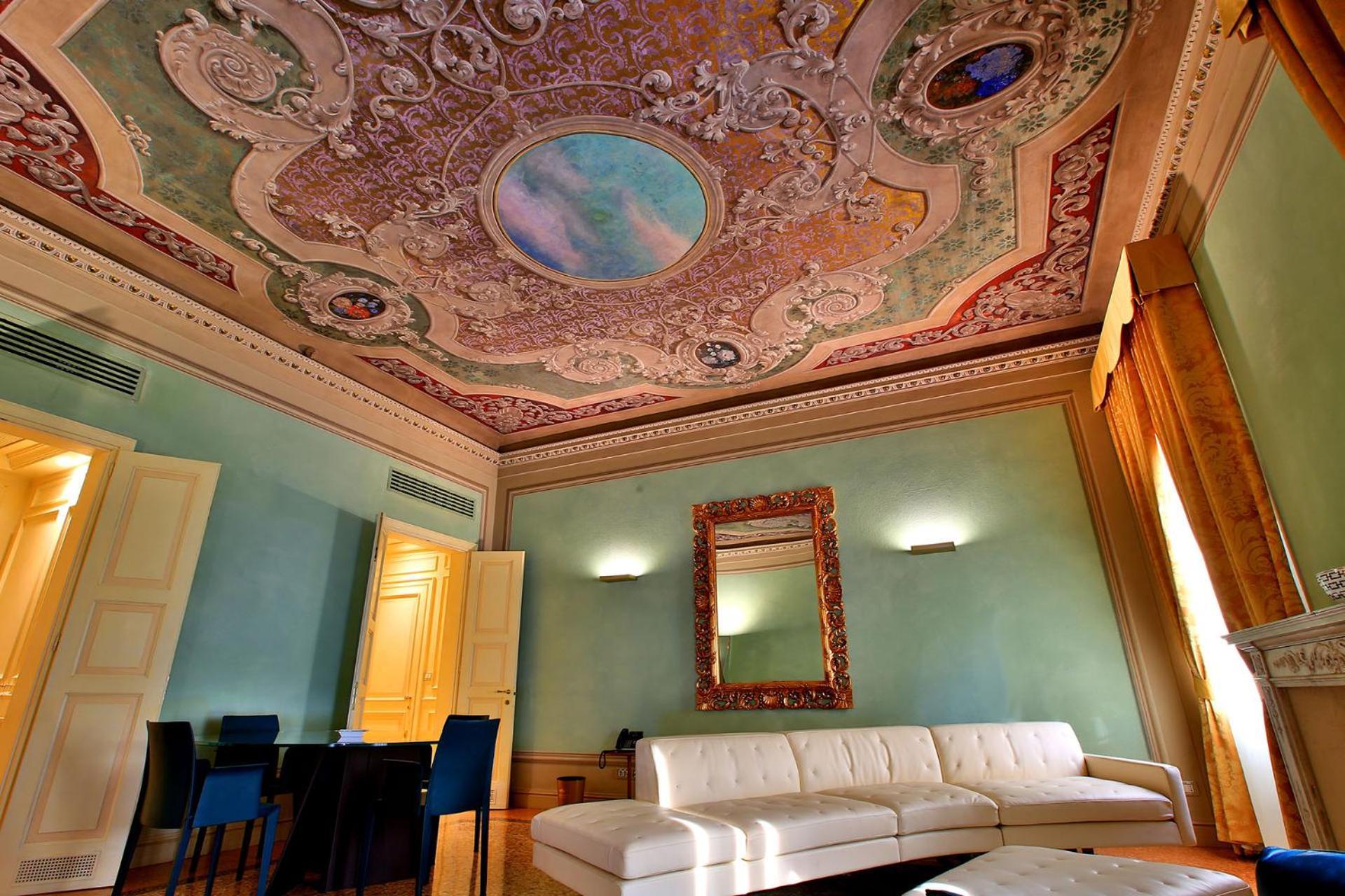 Hotel Rua Frati 48 In San Francesco Modena Luaran gambar